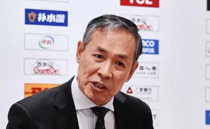 欧冠直播官网-北京队二连败,许利民怒斥球星耍大牌,媒体人扒周琦怼主教练言论